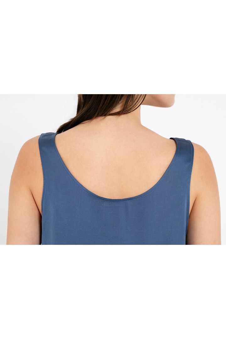 SATIN FINE ECOVERO SLEEVELESS CROPPED TOP BLUE