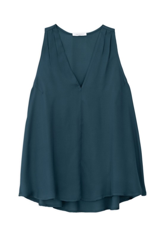 SATIN FINE ECOVERO V NECK TOP DARK EMERALD