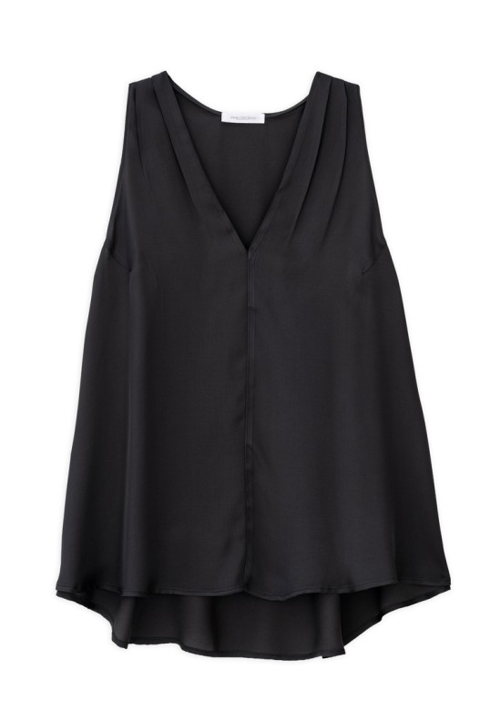 SATIN FINE ECOVERO V NECK TOP OFF BLACK