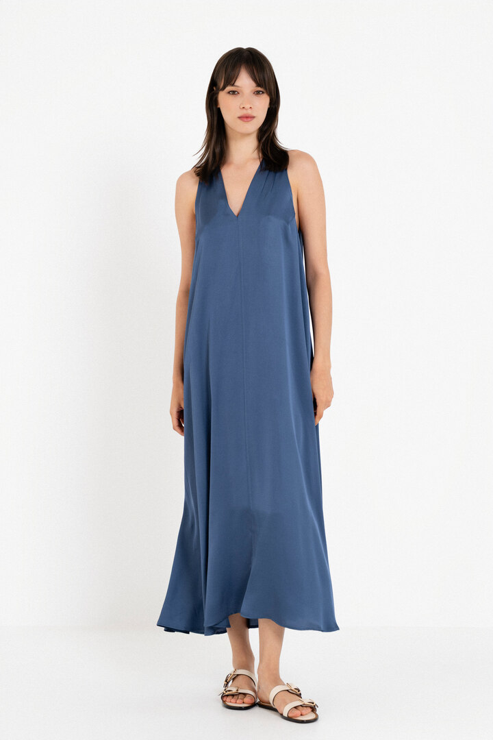 SATIN FINE ECOVERO V NECK DRESS BLUE