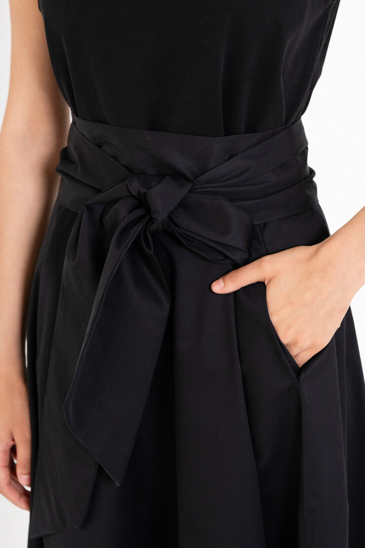 POPLIN SLEEVELESS DRESS BLACK