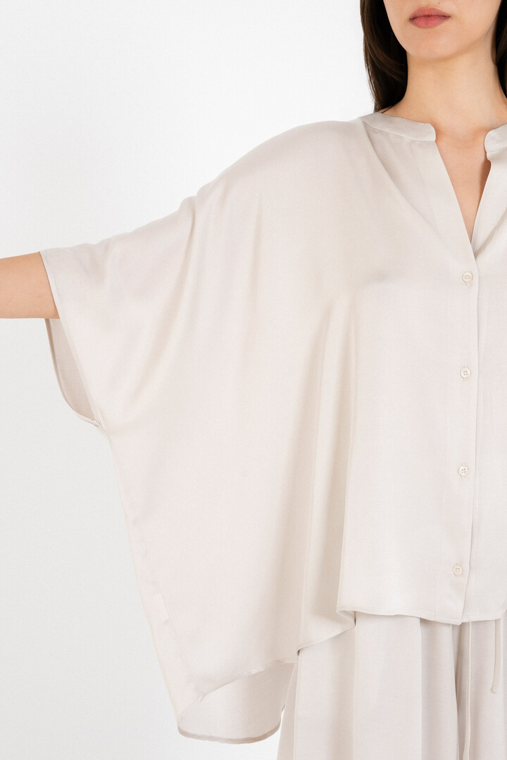 SATIN FINE ECOVERO OVERSIZED SHIRT DUSTY WHITE