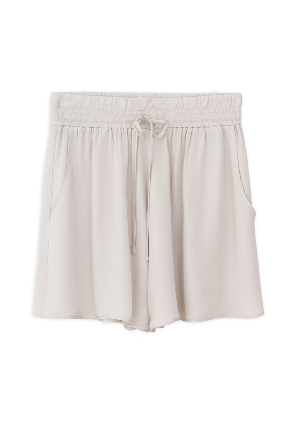 SATIN FINE ECOVERO SHORTS DUSTY WHITE