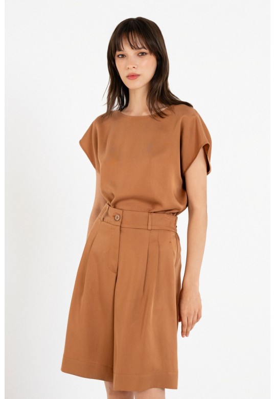 LYOCELL PLEATED SHORTS CAMEL