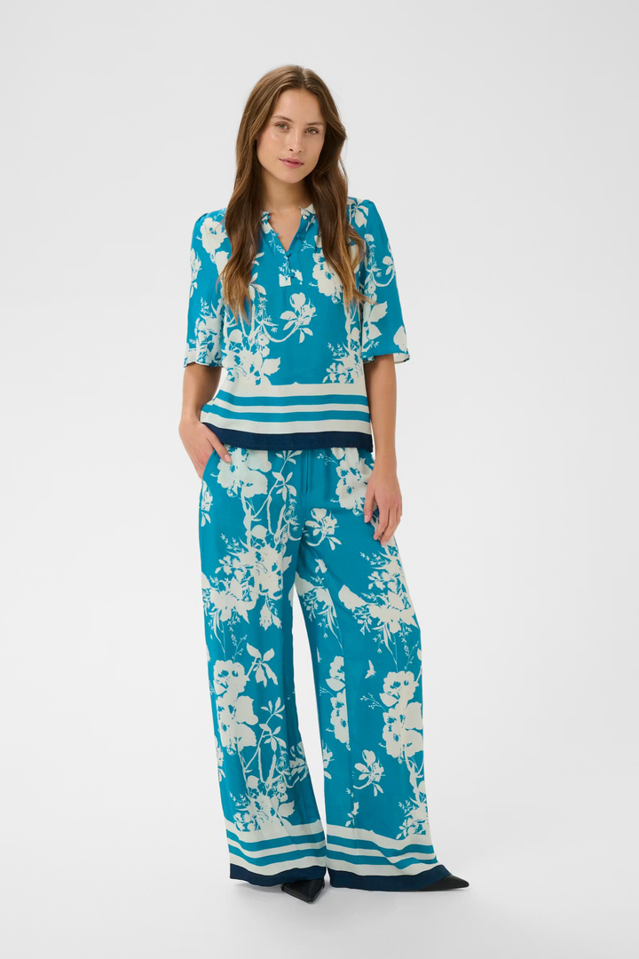RashedaSZ Blouse Vallarta Blue Flower Bouquet