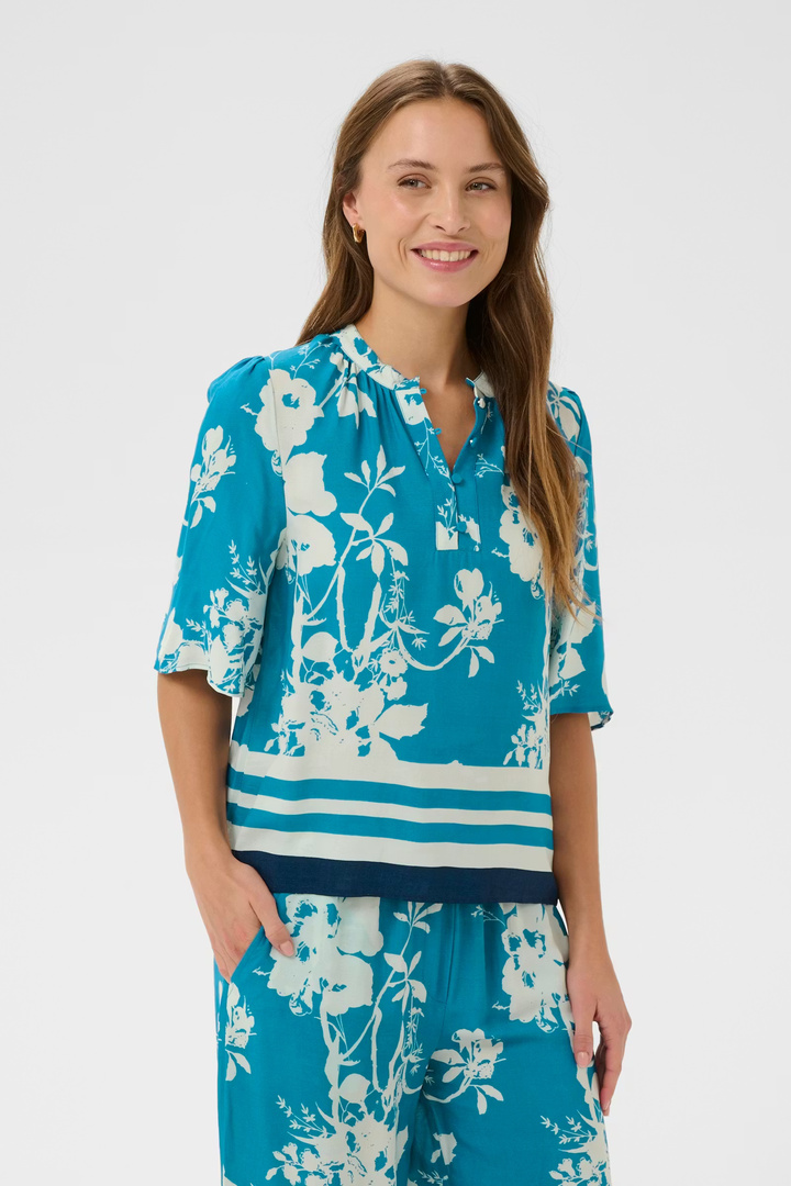 RashedaSZ Blouse Vallarta Blue Flower Bouquet