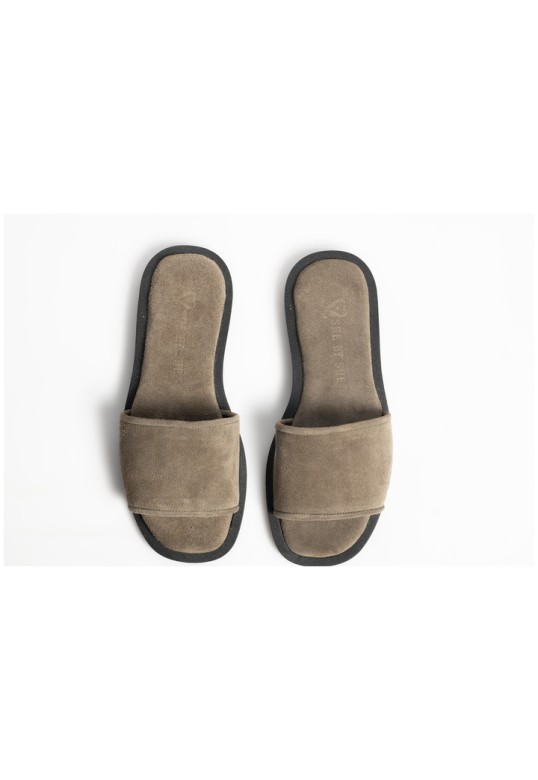 FLAT SANDALS SUEDE TAUPE