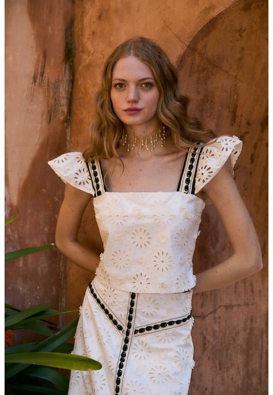 VIOLETA DIE CUT ECRU TOP