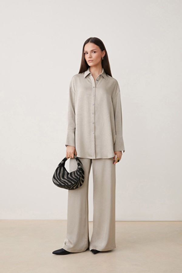 Lavi Gray satin flowy blouse