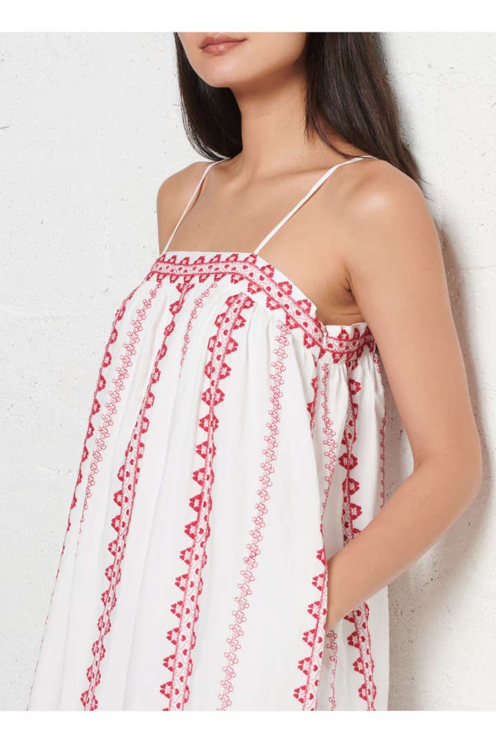 Loose-fitting dress with embroidery and straps -Pink