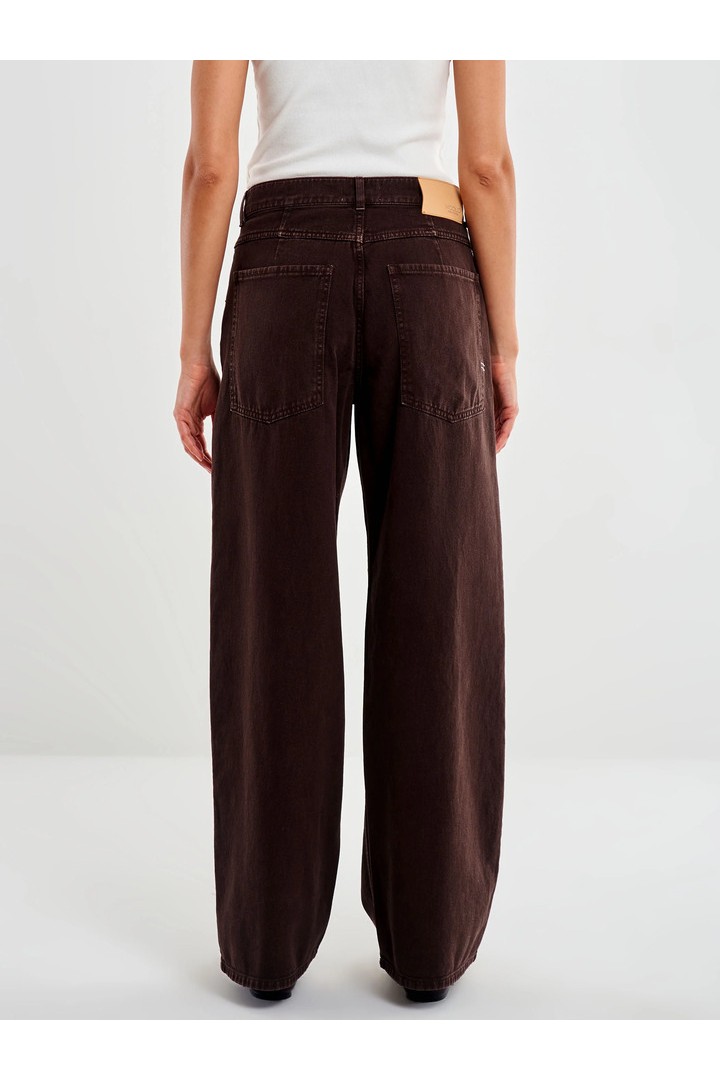 Brown Icon Mia Jeans