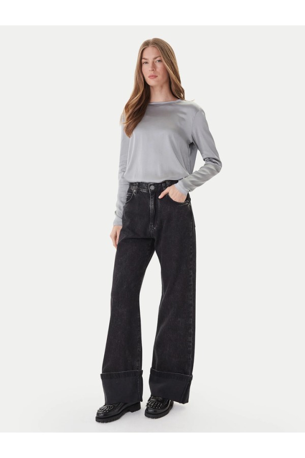 Long-sleeved stretch satin blouse - grey