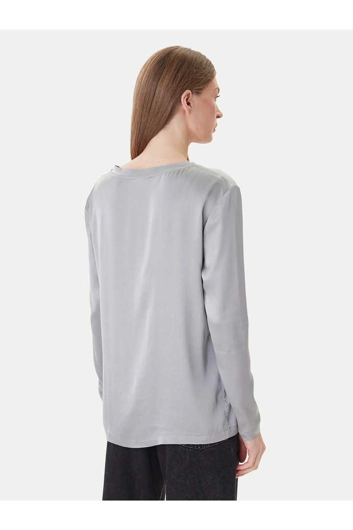 Long-sleeved stretch satin blouse - grey