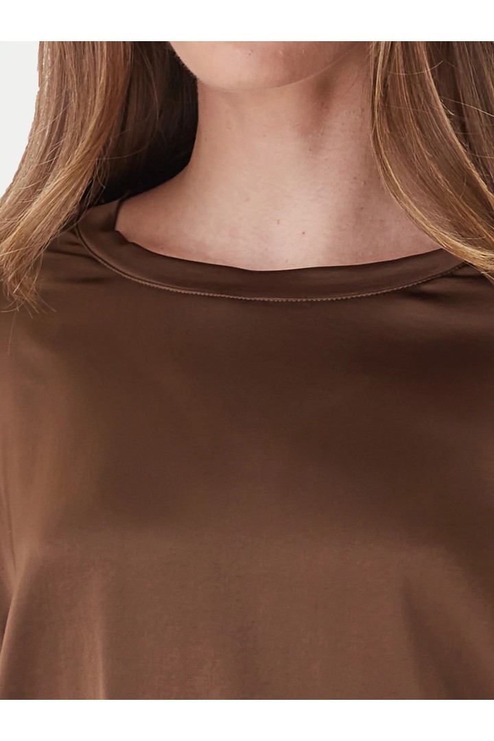 Long-sleeved stretch satin blouse - brown