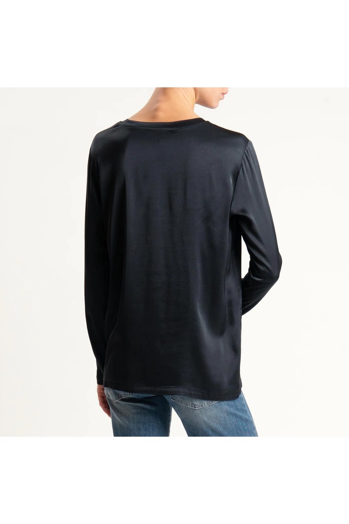Long-sleeved stretch satin blouse - black