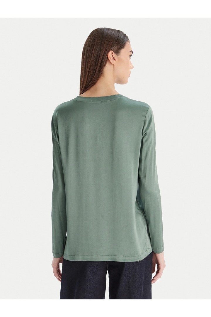 Long-sleeved stretch satin blouse - green