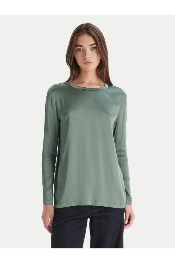 Long-sleeved stretch satin blouse - green