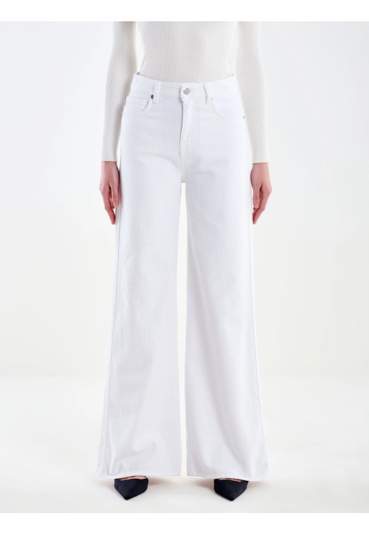 Kia Jeans with White Texture