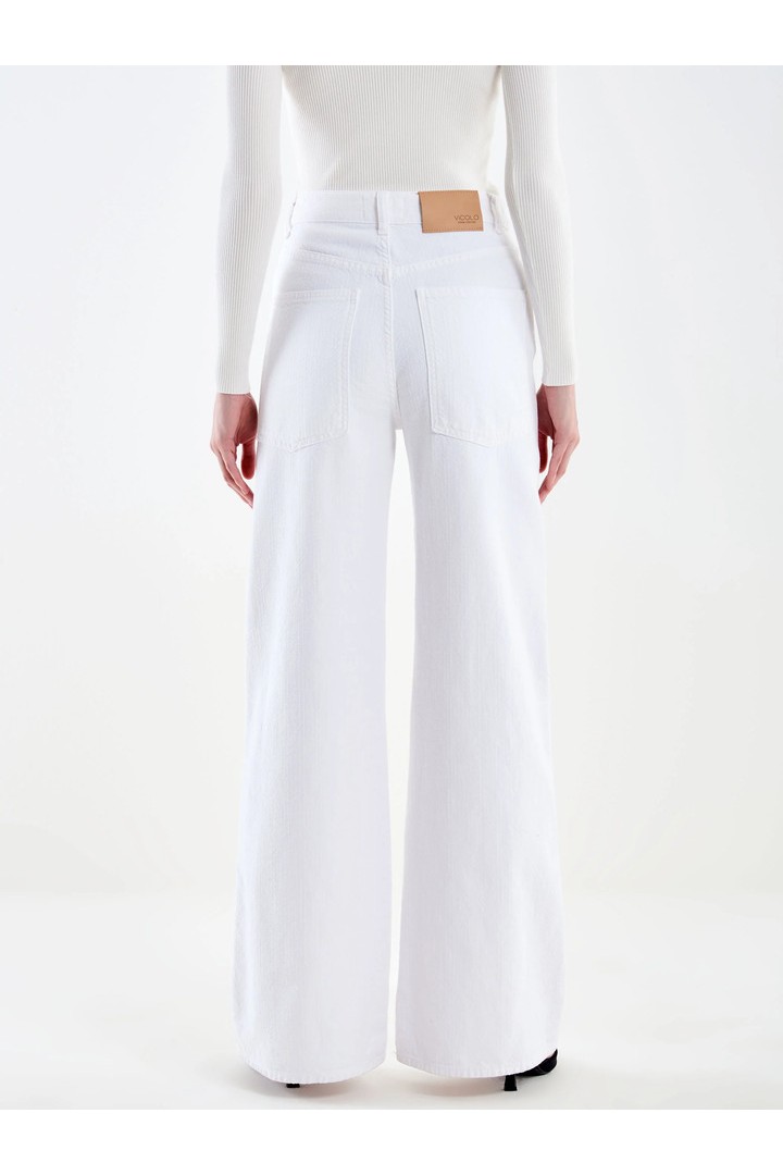 Kia Jeans with White Texture