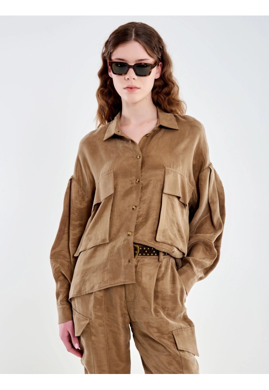 Shirt with large pocket Khaki