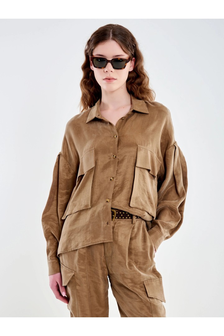 Shirt with large pocket Khaki
