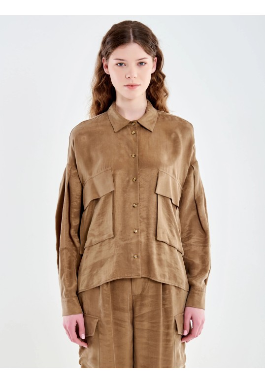Shirt with large pocket Khaki