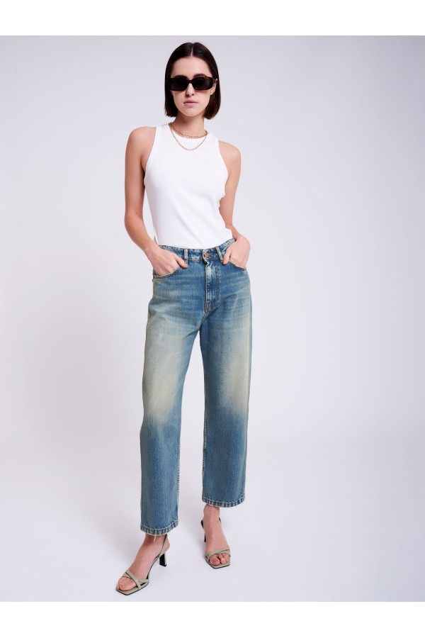 Straight cropped jeans