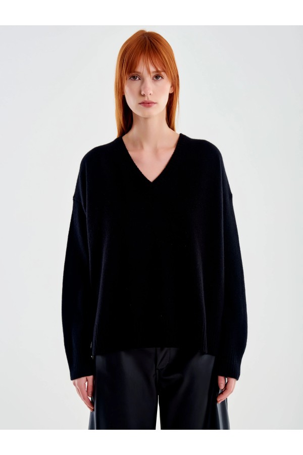 Cashmere Blend V-Neck Sweater Black