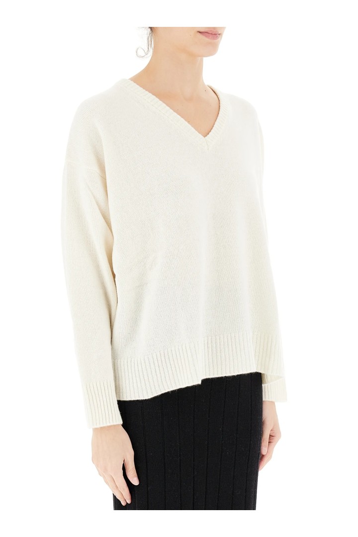 Cashmere Blend V-Neck Sweater Ecru