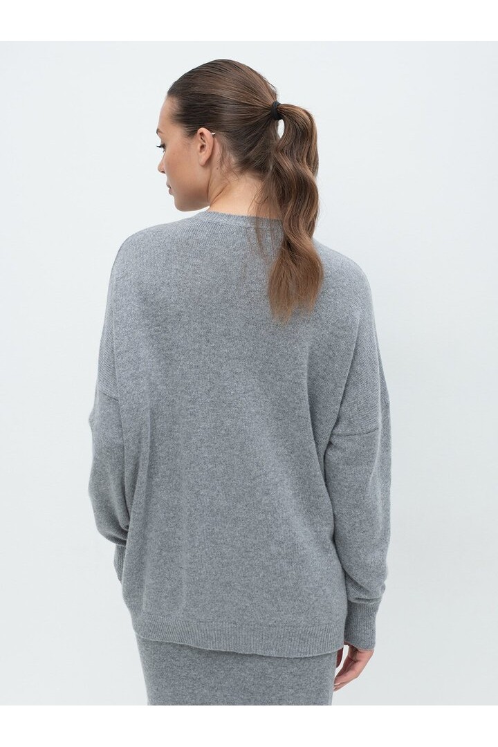 ROUND NECK PULLOVER GREY