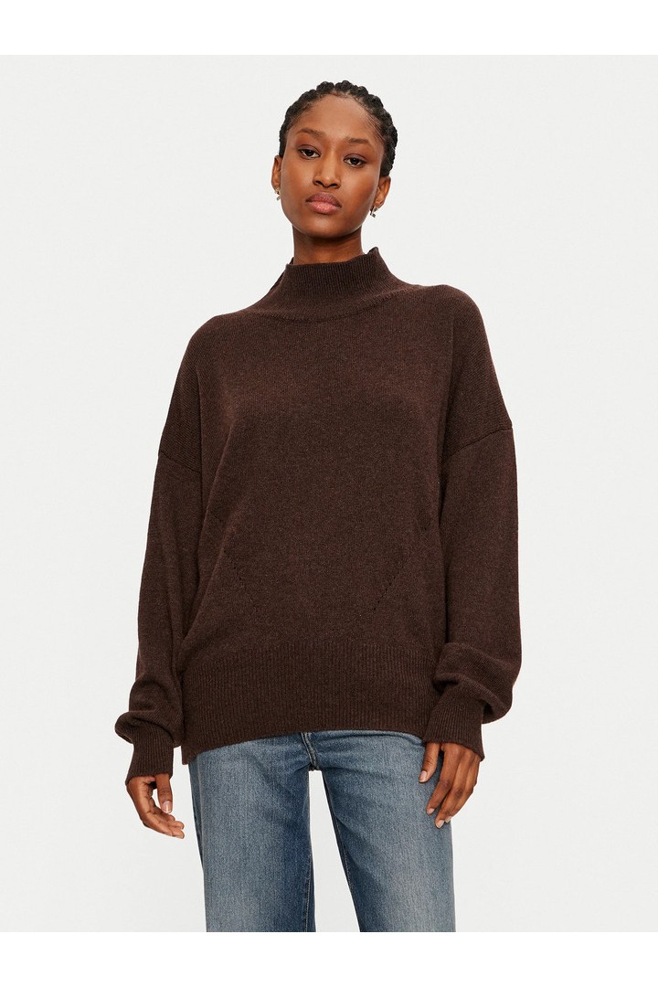 Ribbed Turtleneck Sweater Brown