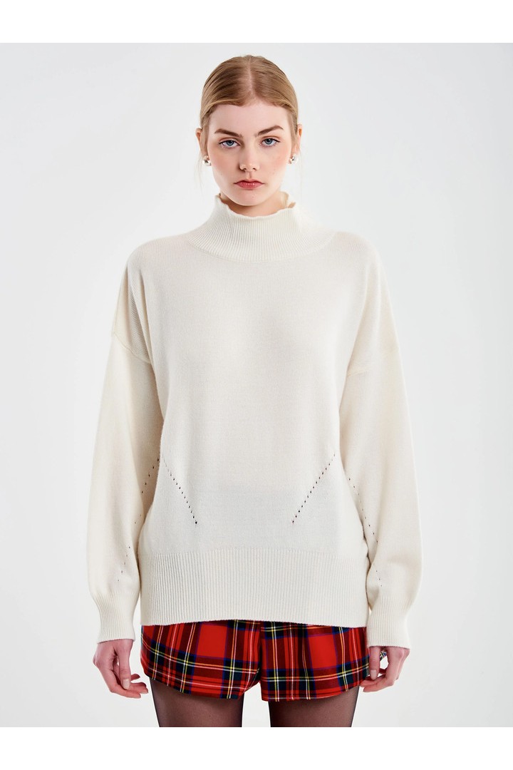 Ribbed Turtleneck Sweater White