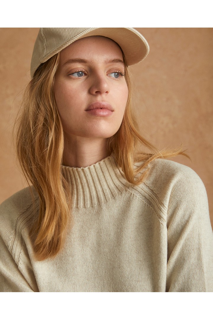 RIBBED-NECK SWEATER BEIGE