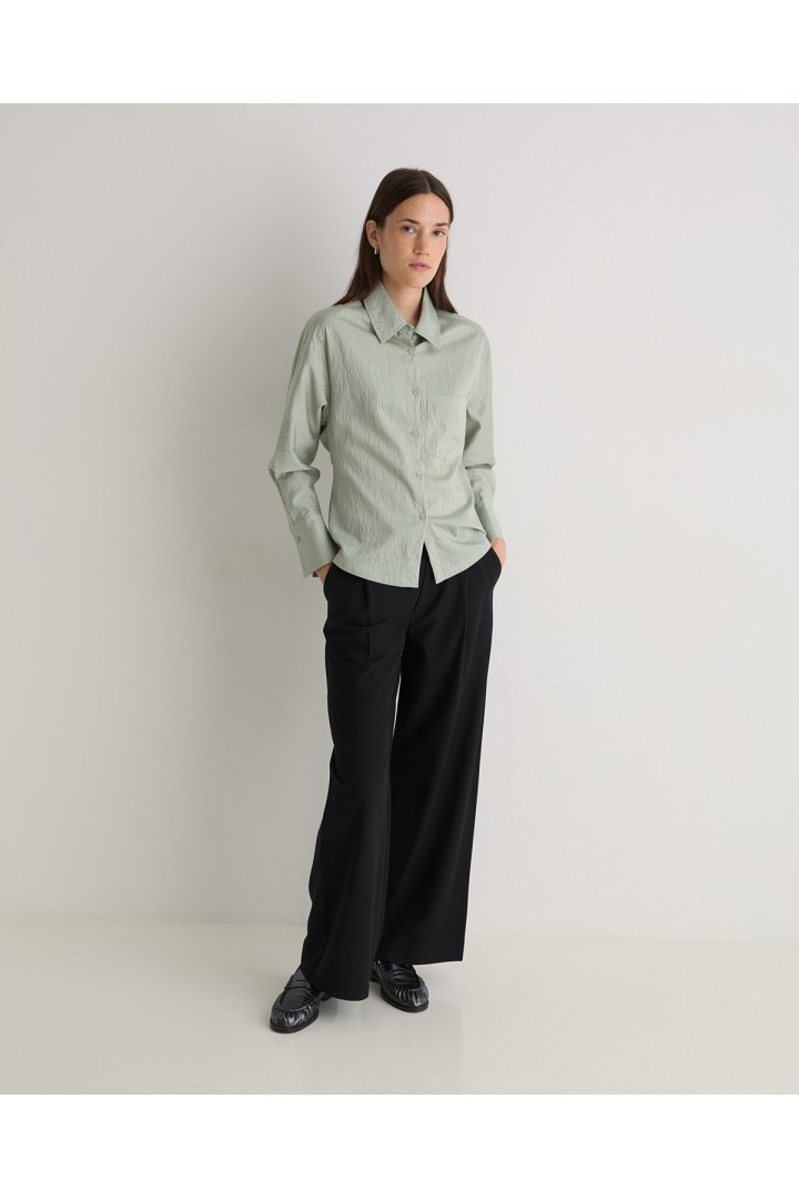 Black wide-leg pleated suit trousers