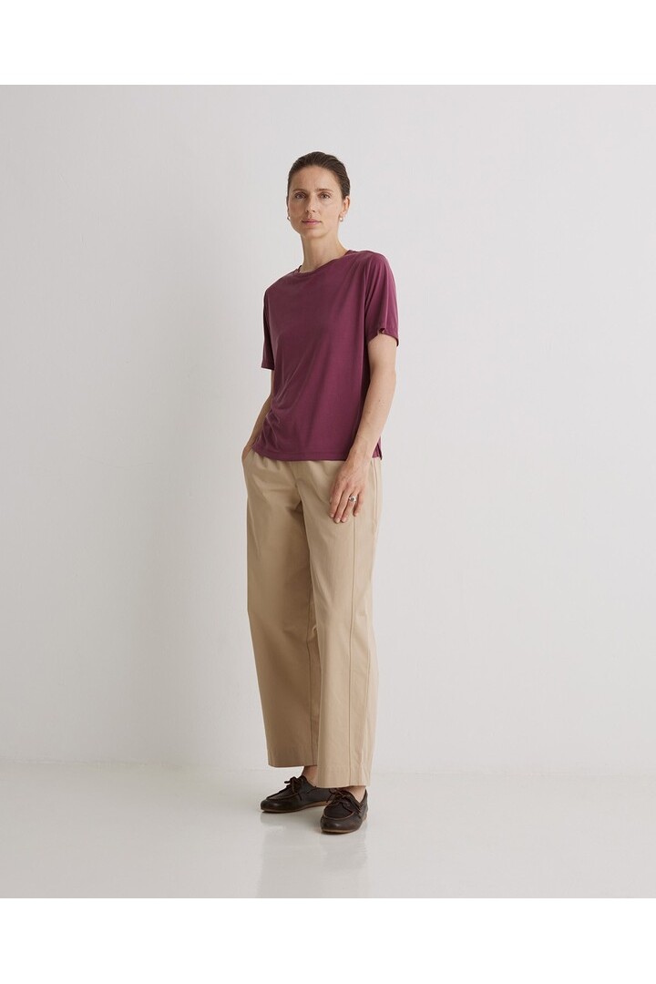 Light-aubergine short-sleeve t-shirt