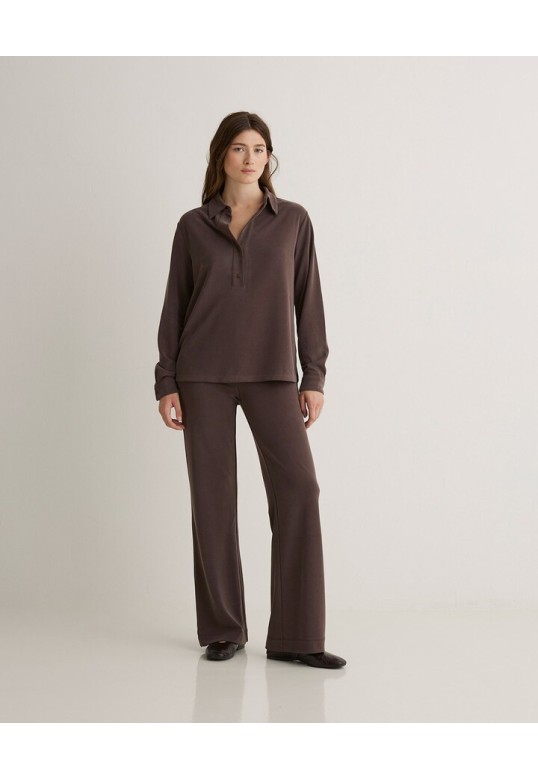 Chocolate knit polo collar shirt