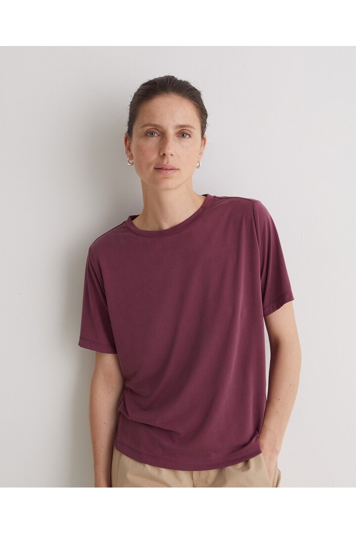 Light-aubergine short-sleeve t-shirt