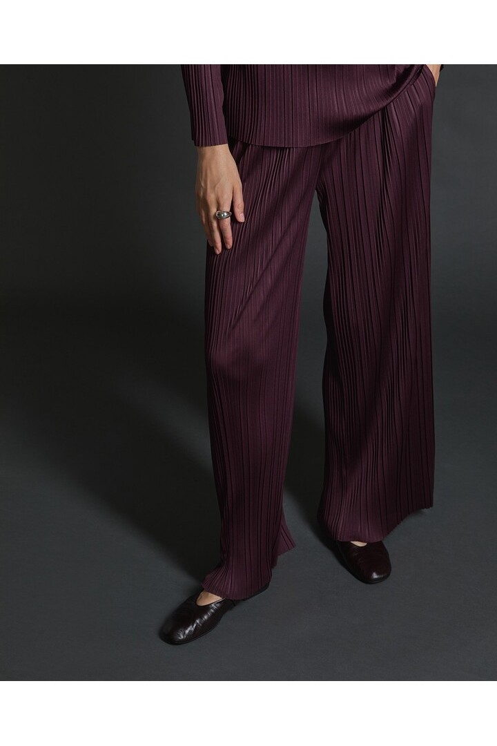 Aubergine wide pleated trousers