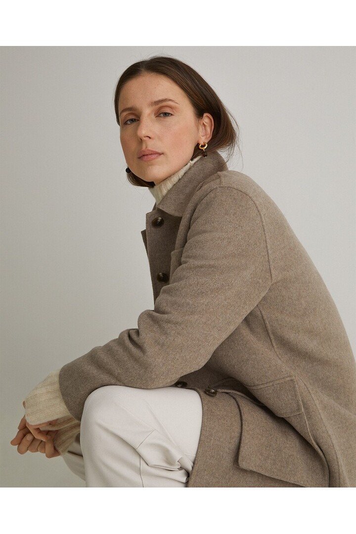 Handmade wool-blend short coat brown