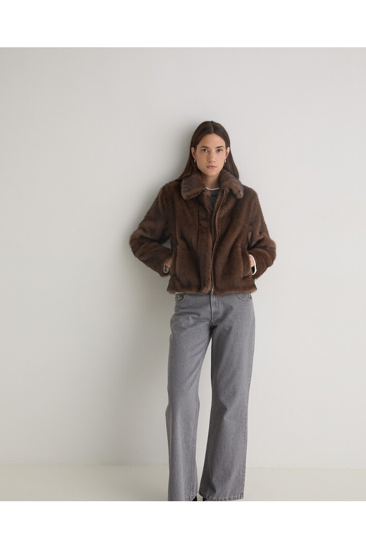 Brown faux-fur short coat