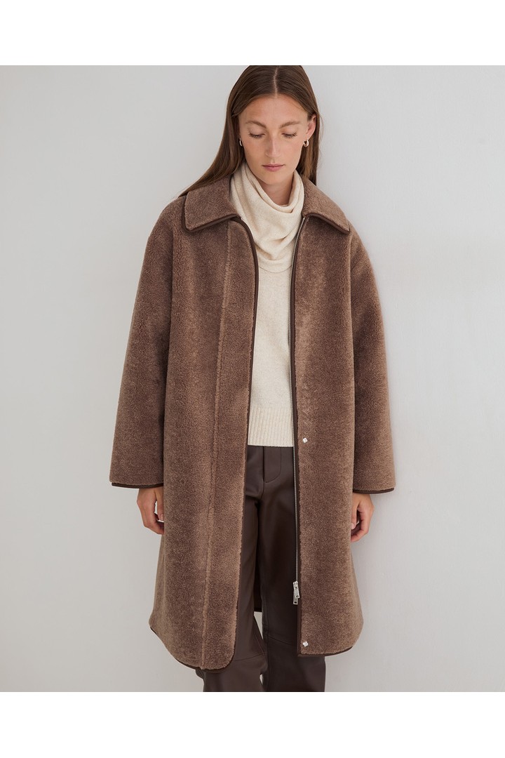 LONG SHEARLING COAT CHOCOLATE