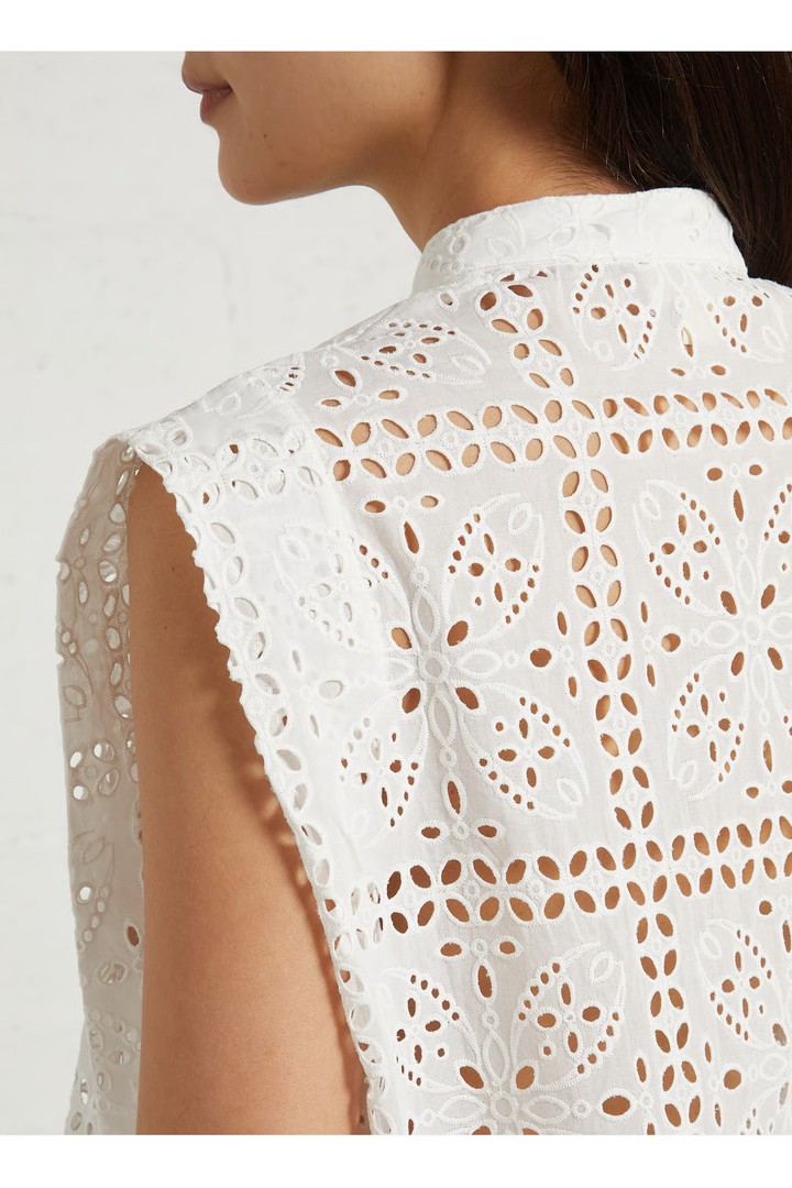 Sleeveless button-front top with embroidery - White