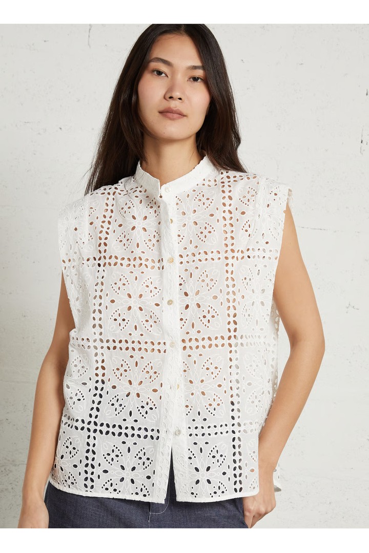 Sleeveless button-front top with embroidery - White