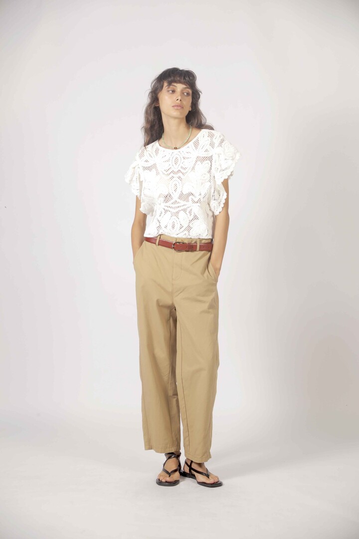 Ruffled crochet top Cream