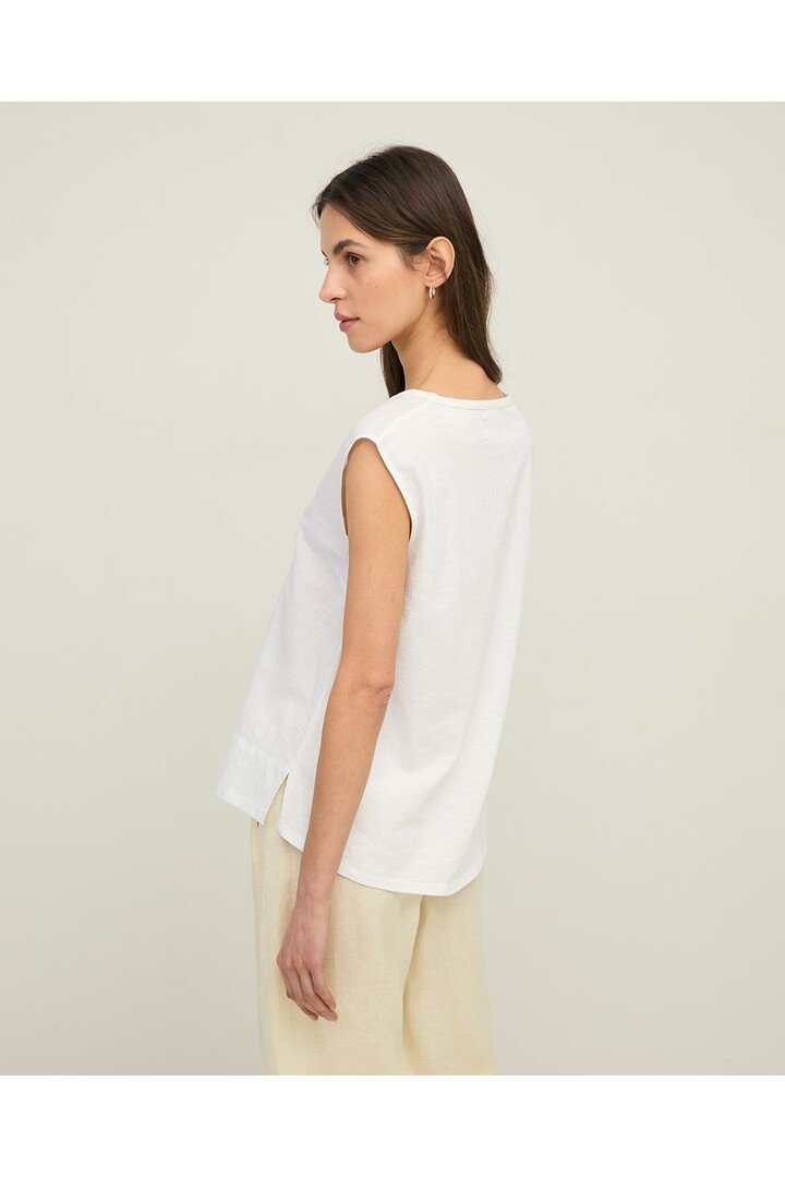Sleeveless linen and cotton blouse White