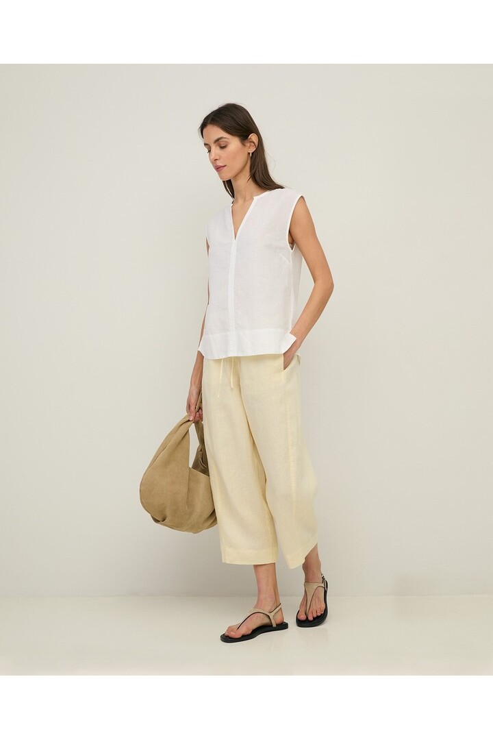 Sleeveless linen and cotton blouse White