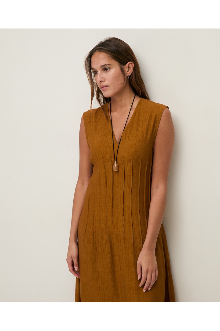 Long pleated dress Dark Ocher