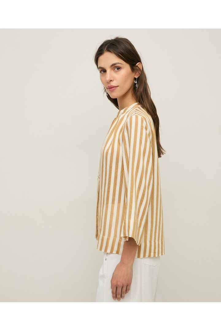 Striped Mao-neck blouse Camel stripes