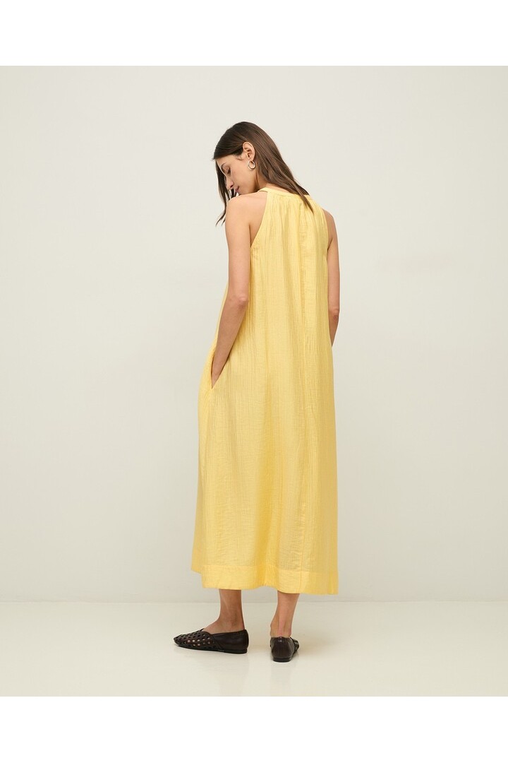 Long flowy dress with gathering Yellow